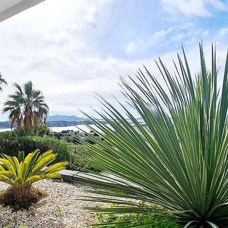 Magnifique Appartement Vue Mer - Grande Terrasse Et Piscine Bandol Luaran gambar