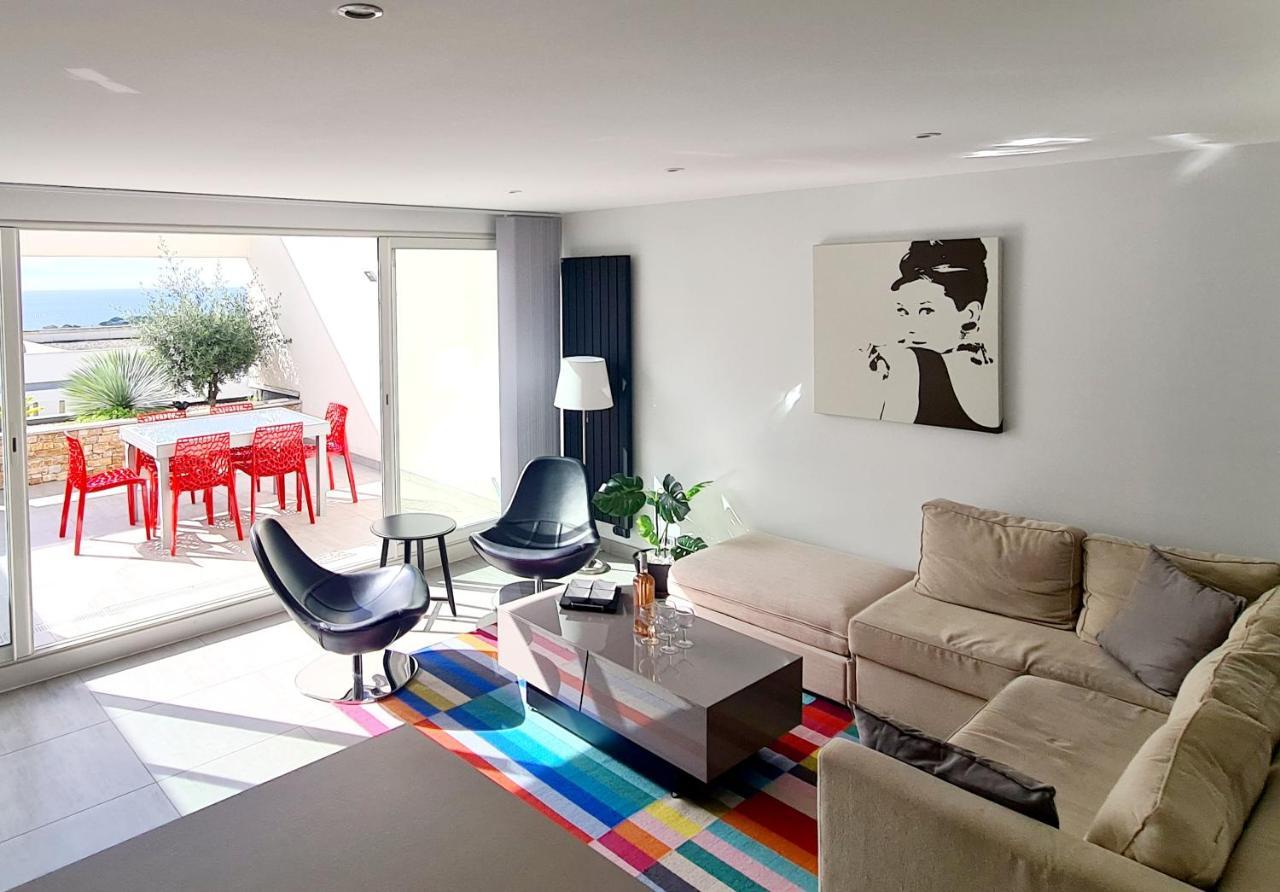 Magnifique Appartement Vue Mer - Grande Terrasse Et Piscine Bandol Luaran gambar