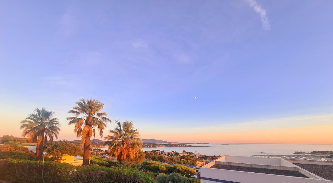 Magnifique Appartement Vue Mer - Grande Terrasse Et Piscine Bandol Luaran gambar