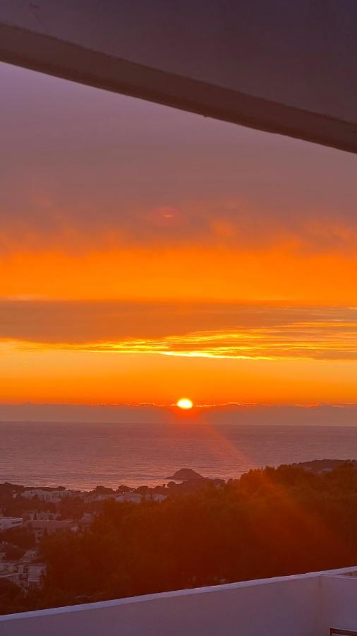 Magnifique Appartement Vue Mer - Grande Terrasse Et Piscine Bandol Luaran gambar